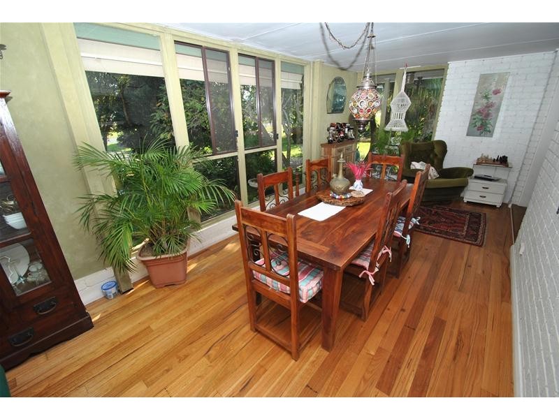 40 Orient Avenue, Orient Point NSW 2540