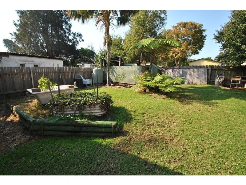 40 Orient Avenue, Orient Point NSW 2540