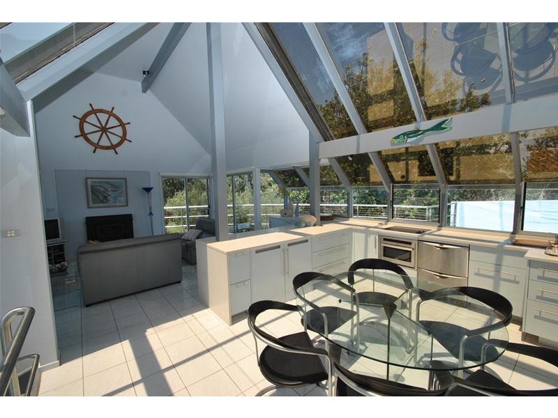 76 Eastbourne Avenue, Culburra Beach NSW 2540