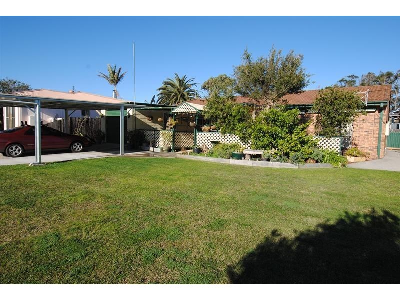 6 Mowbray Road, Culburra Beach NSW 2540