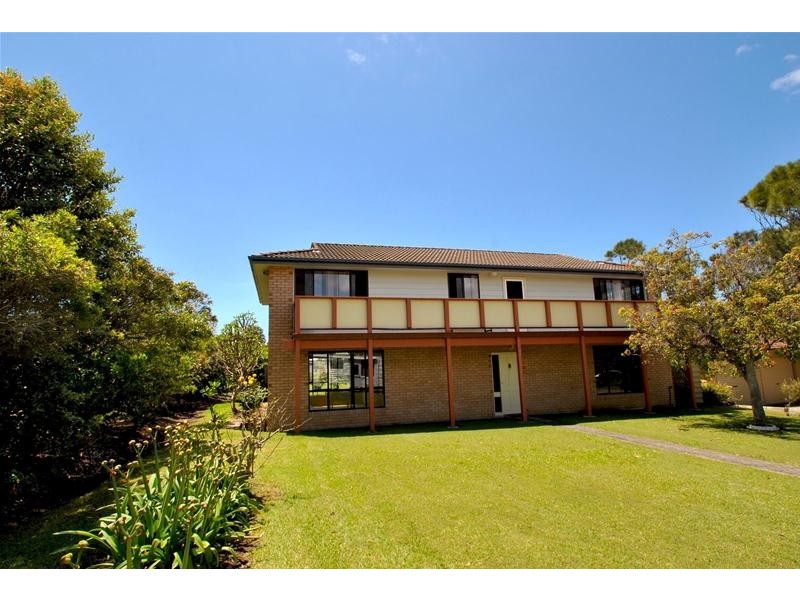 141  The Lake Circuit, Culburra Beach NSW 2540