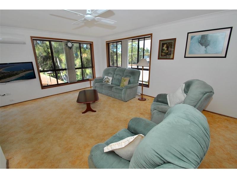 141  The Lake Circuit, Culburra Beach NSW 2540
