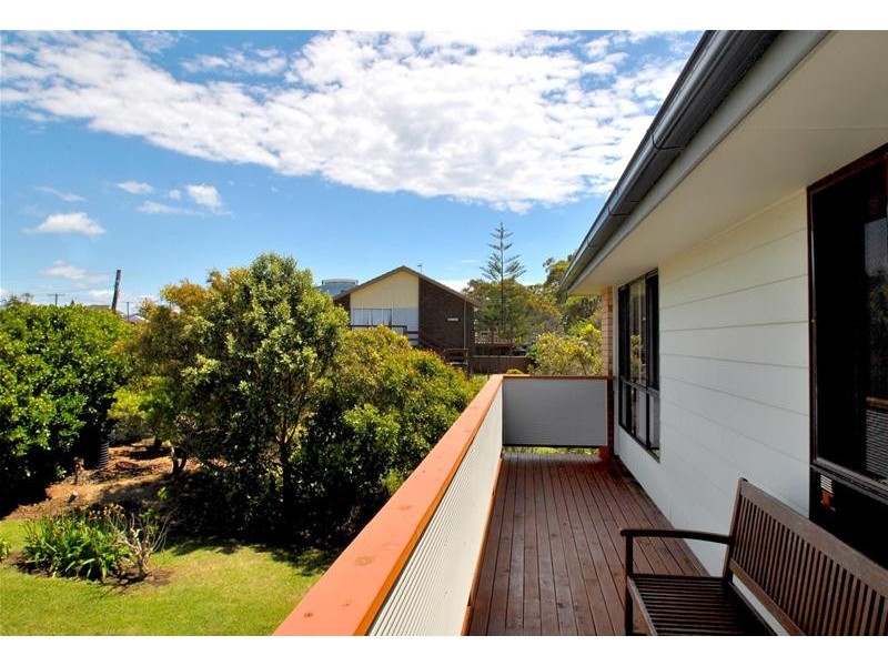 141  The Lake Circuit, Culburra Beach NSW 2540