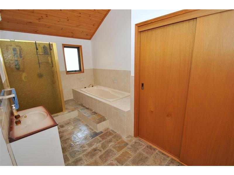 69 Roskell Road, Callala Beach NSW 2540