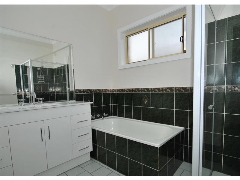 29 Carson Crescent, Callala Bay NSW 2540