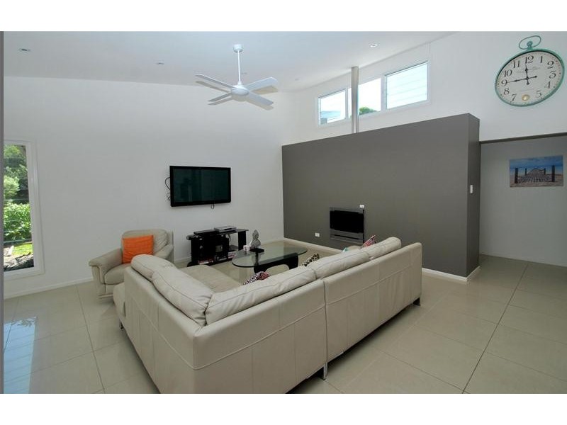 10 Oakwood Copse, Callala Beach NSW 2540