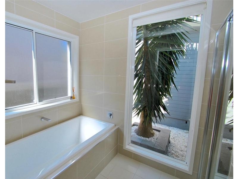 10 Oakwood Copse, Callala Beach NSW 2540