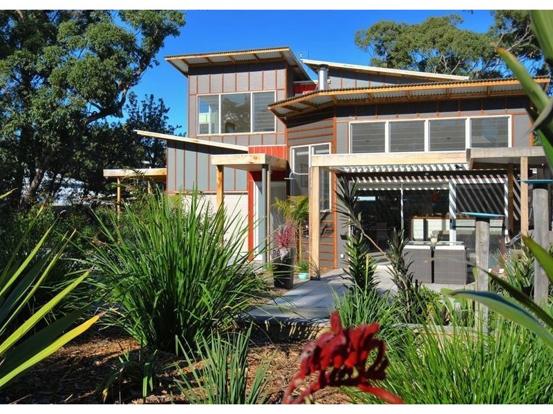 35 Caffery Circuit, Callala Beach NSW 2540