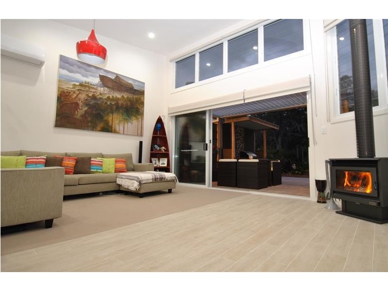 35 Caffery Circuit, Callala Beach NSW 2540