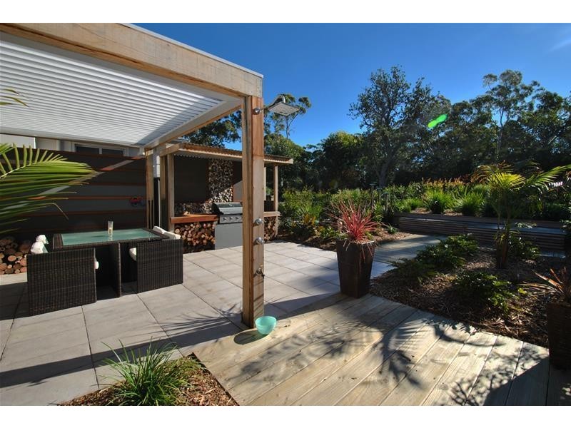 35 Caffery Circuit, Callala Beach NSW 2540