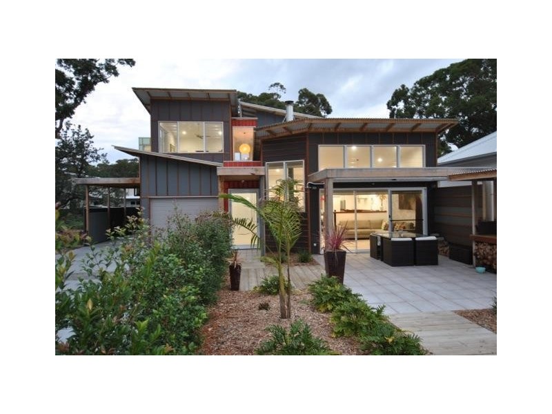 35 Caffery Circuit, Callala Beach NSW 2540