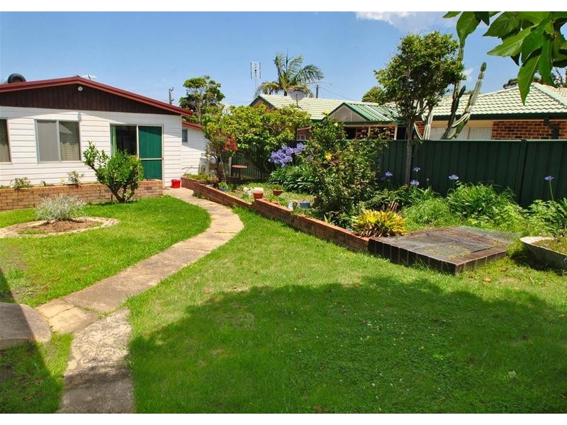 74 Fairlands Street, Culburra Beach NSW 2540