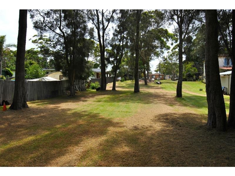 8 Orient Point Road, Culburra Beach NSW 2540