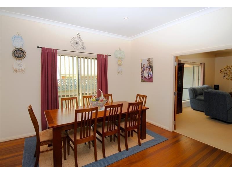 2 Torrens Close, Callala Bay NSW 2540