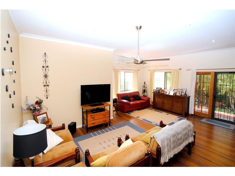 2 Torrens Close, Callala Bay NSW 2540