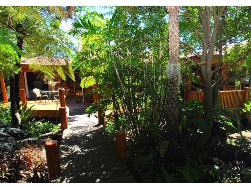 10 Callala Street, Callala Bay NSW 2540