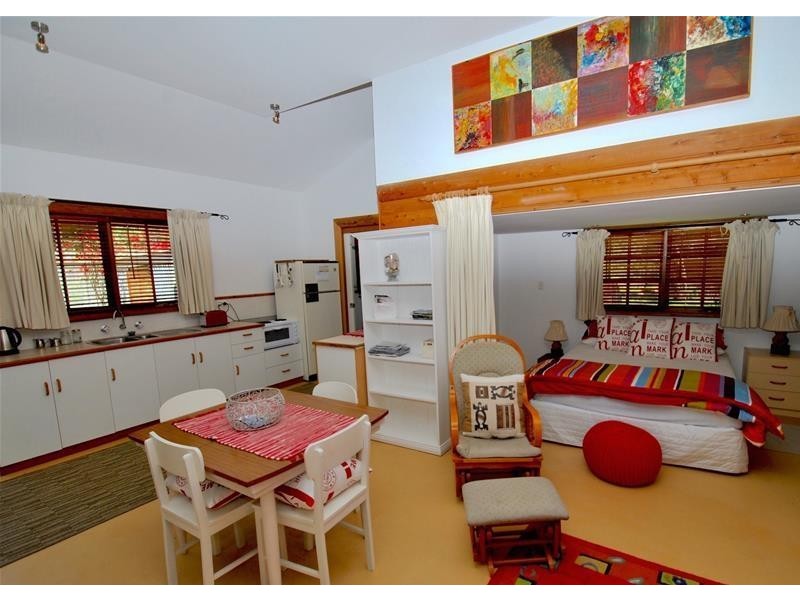 10 Callala Street, Callala Bay NSW 2540