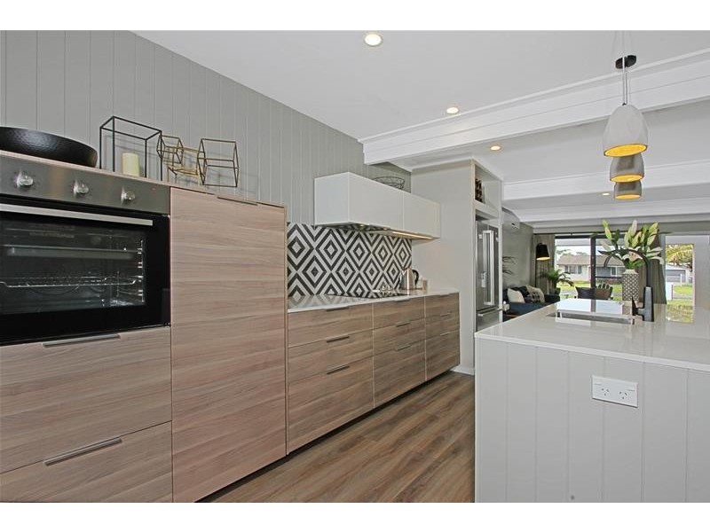 2 The Bowery, Culburra Beach NSW 2540