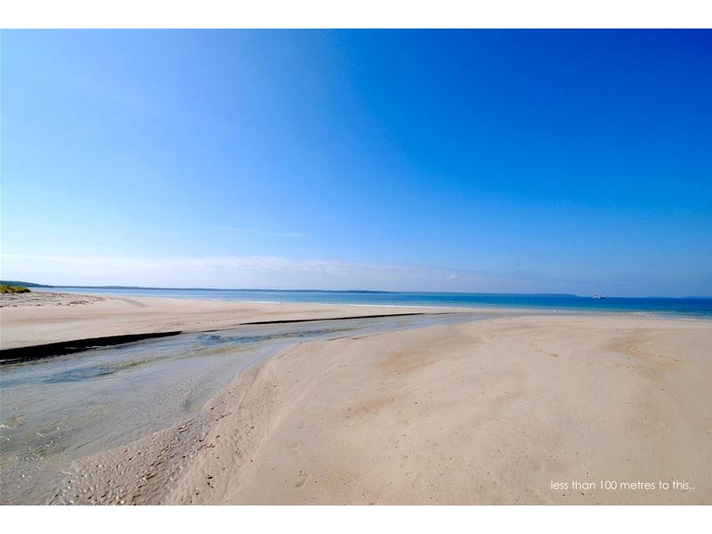 2 Monarch Place, Callala Bay NSW 2540