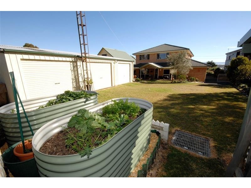 42 Orama Crescent, Orient Point NSW 2540