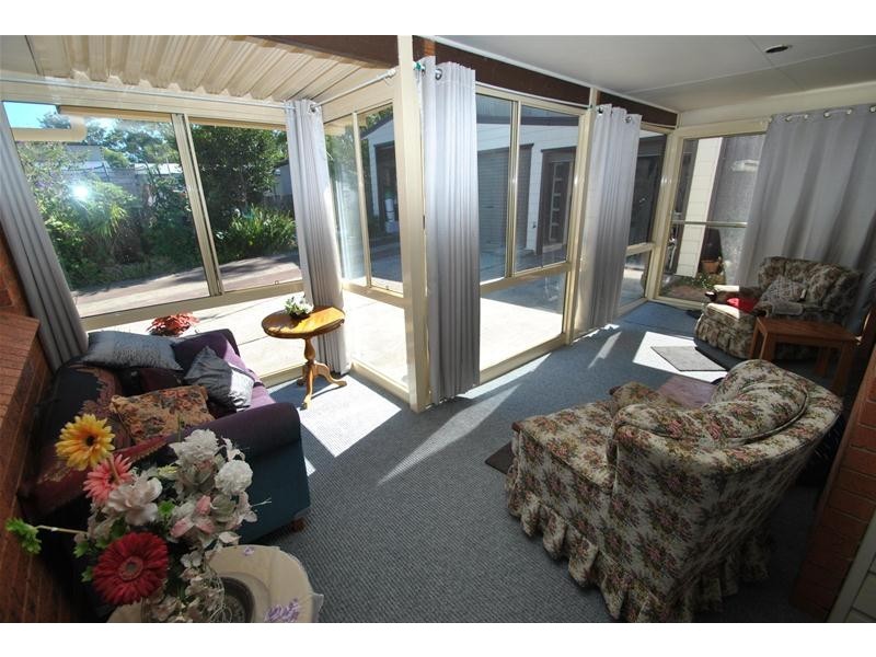 14 Orient Avenue, Orient Point NSW 2540