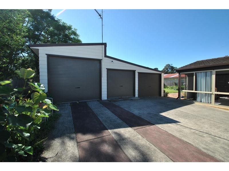 14 Orient Avenue, Orient Point NSW 2540