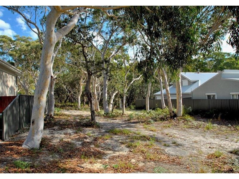 24 Hazelwood Rise, Callala Beach NSW 2540