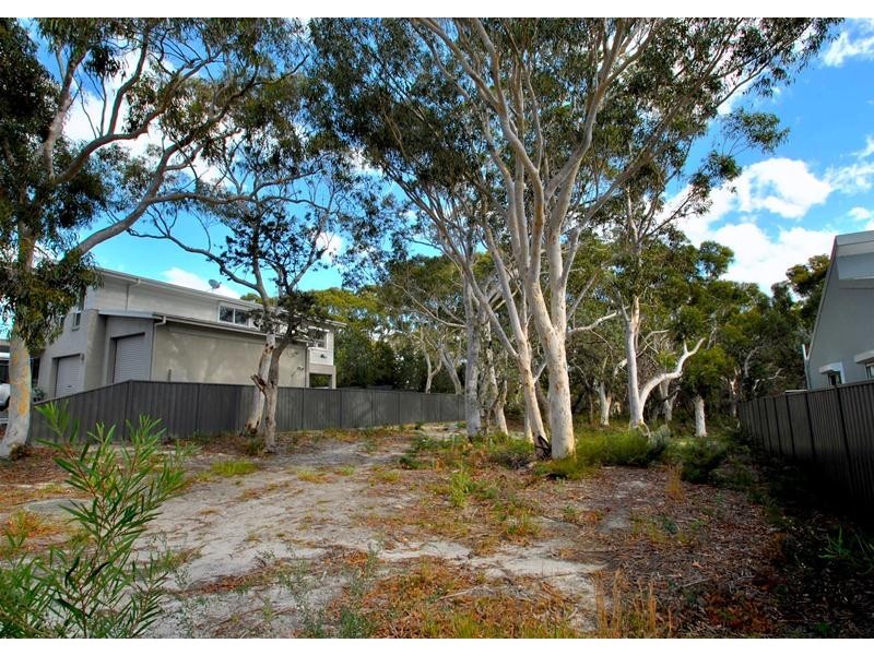24 Hazelwood Rise, Callala Beach NSW 2540