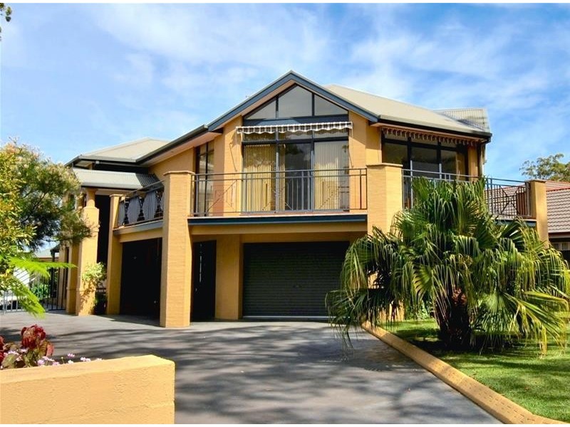 27 Callala Bay Road, Callala Bay NSW 2540