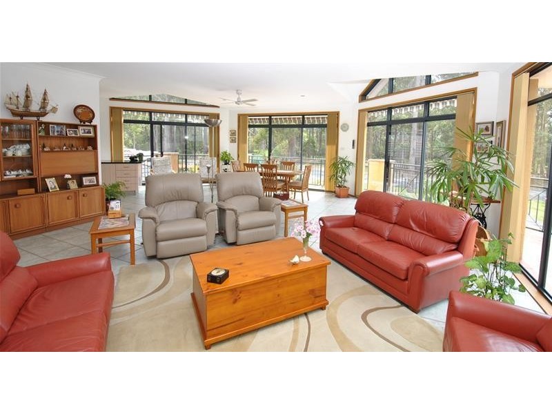 27 Callala Bay Road, Callala Bay NSW 2540