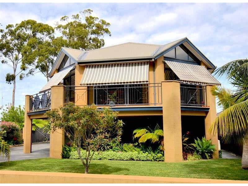 27 Callala Bay Road, Callala Bay NSW 2540