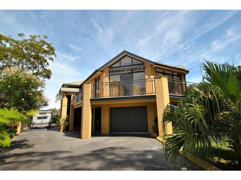 27 Callala Bay Road, Callala Bay NSW 2540