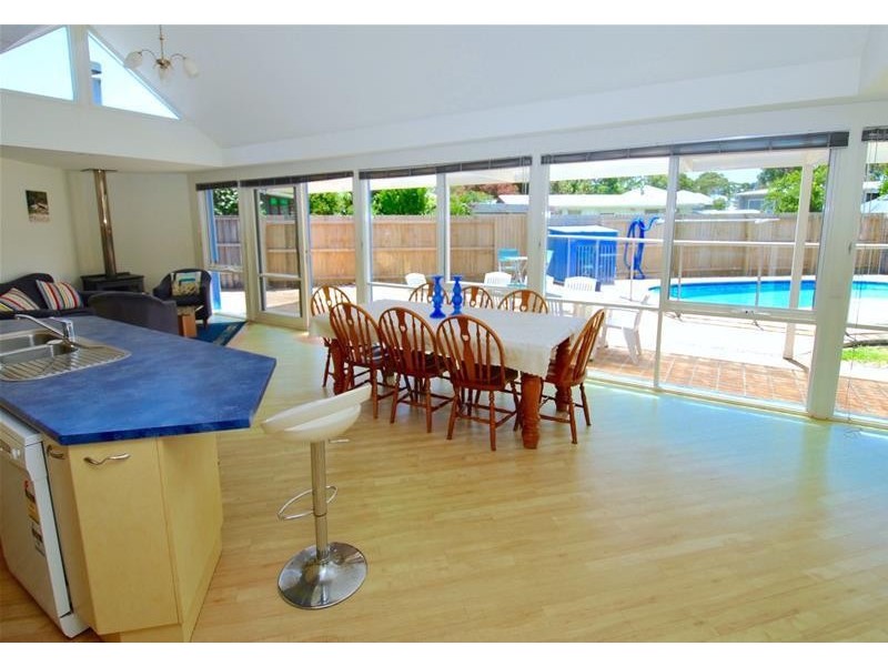 112 Watts Road, Callala Beach NSW 2540