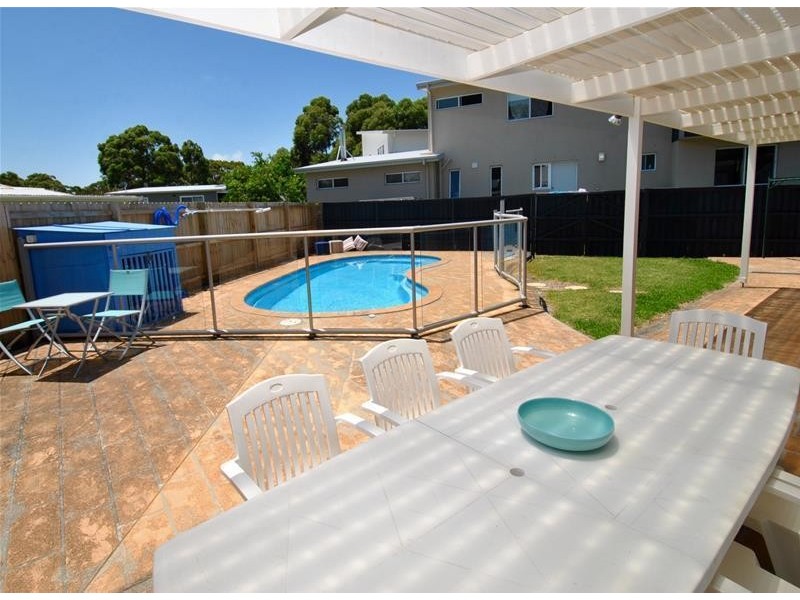 112 Watts Road, Callala Beach NSW 2540