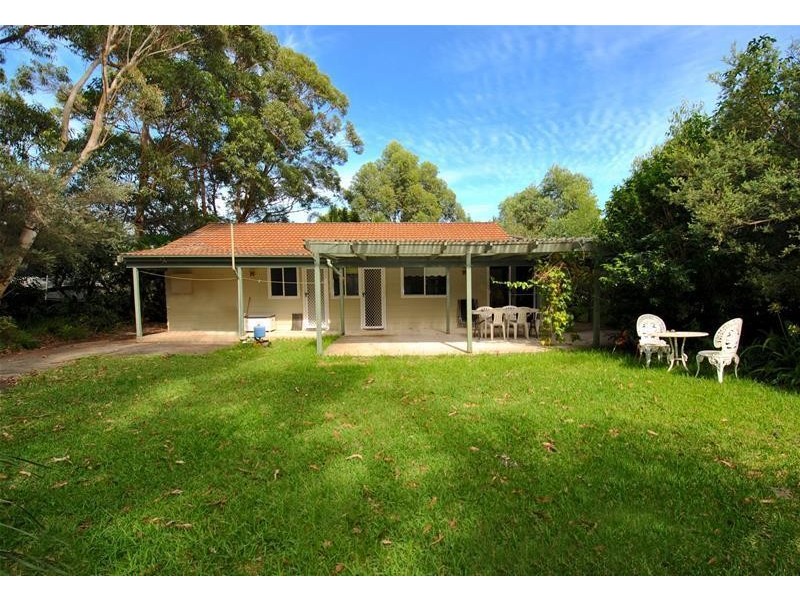 12 Sir Henry Crescent, Callala Beach NSW 2540