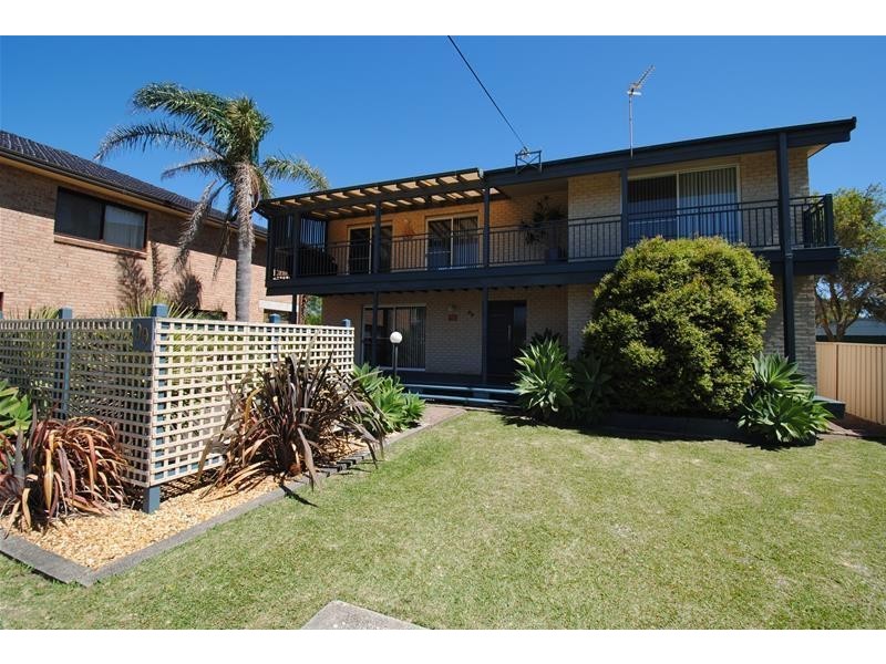 99 Penguin Head Road, Culburra Beach NSW 2540