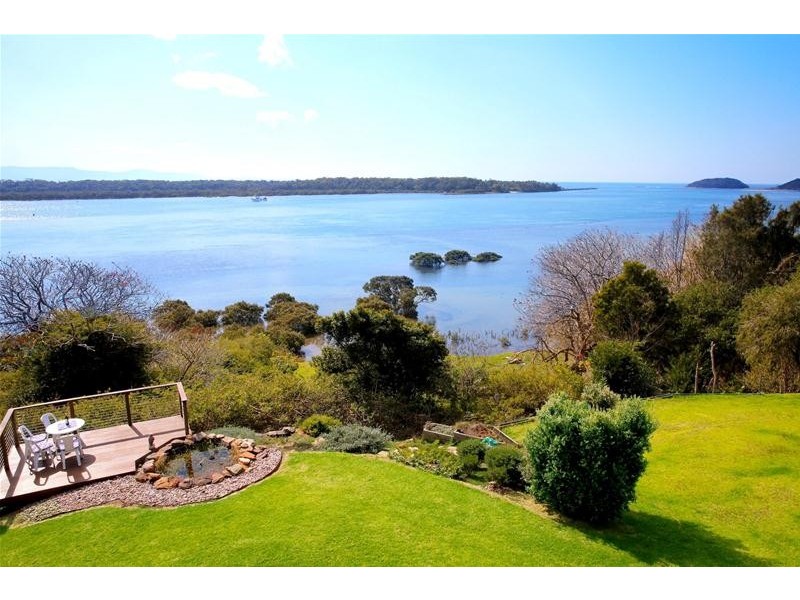 89 Orama Crescent, Orient Point NSW 2540
