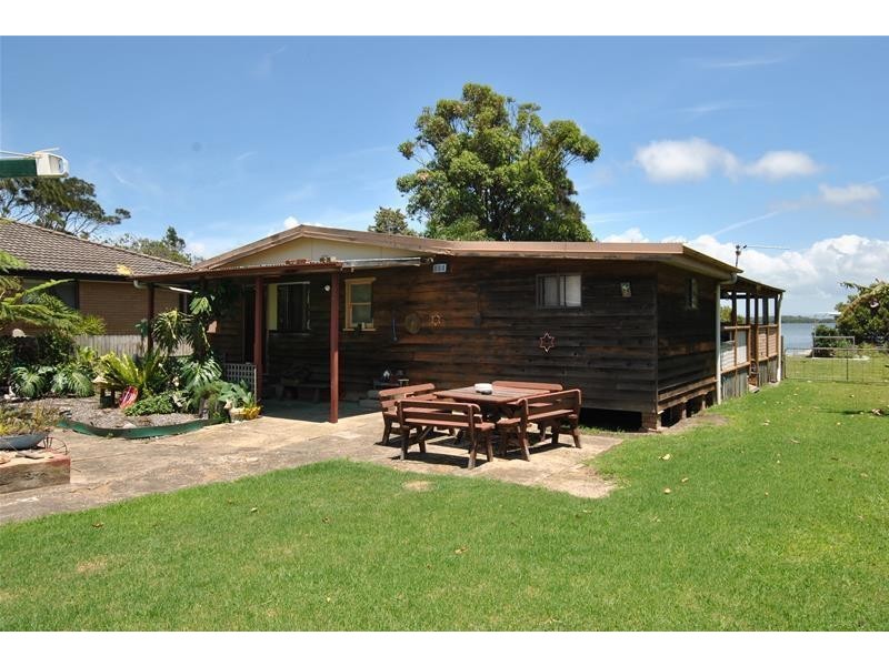 55 Addison Road, Culburra Beach NSW 2540