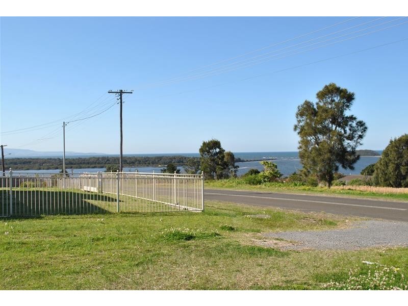 7 Orsova Parade, Orient Point NSW 2540