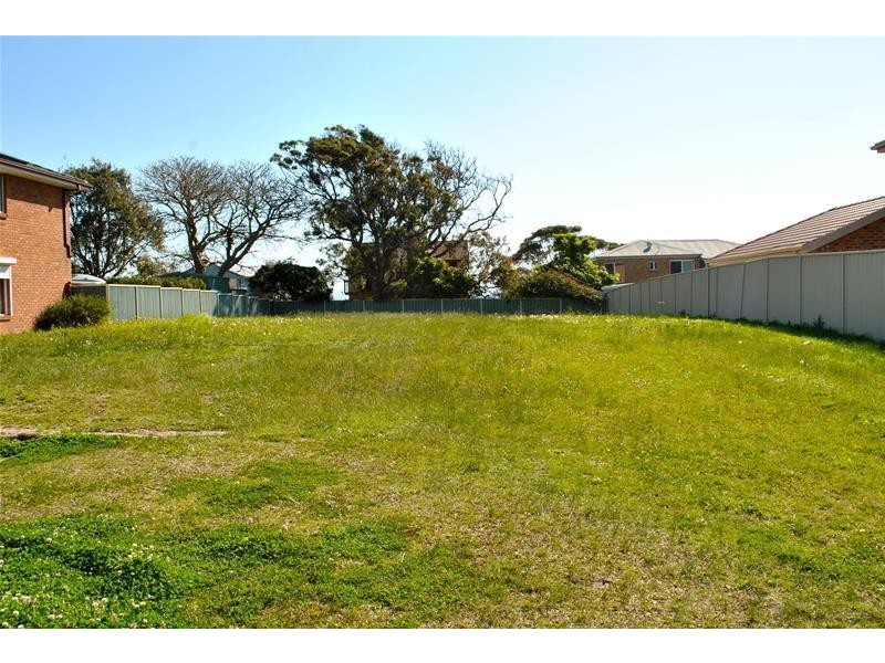 7 Orsova Parade, Orient Point NSW 2540