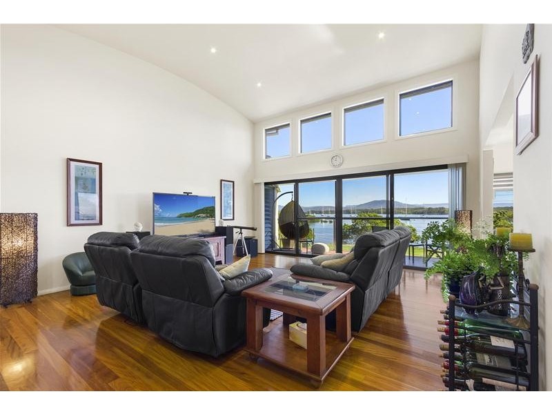 2A Church Street, Greenwell Point NSW 2540