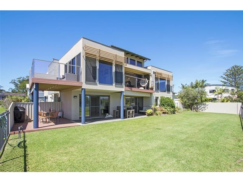 2A Church Street, Greenwell Point NSW 2540