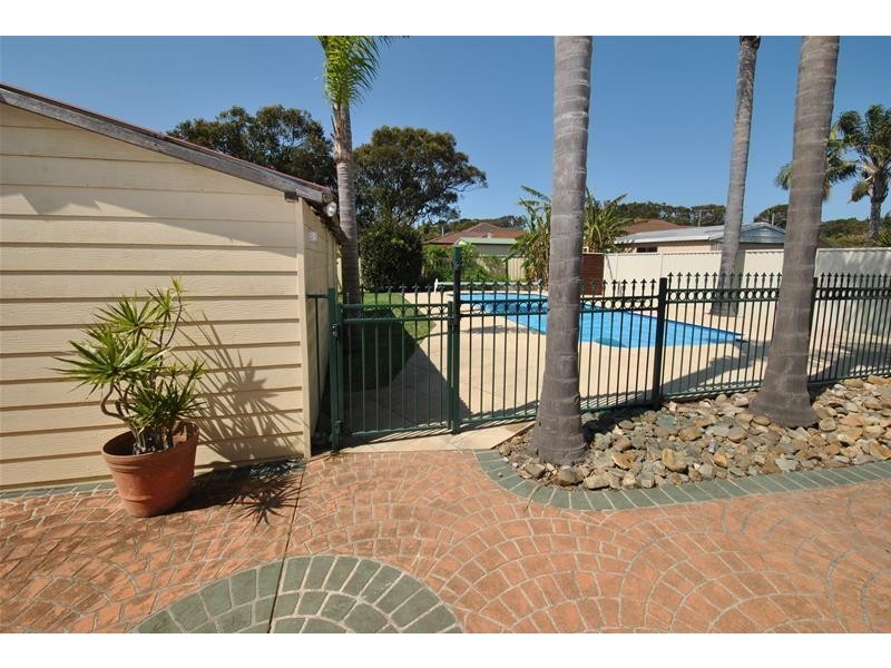 82 Prince Edward Avenue, Culburra Beach NSW 2540