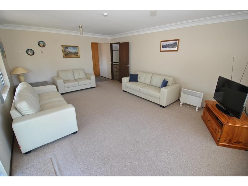 91 The Lake Circuit, Culburra Beach NSW 2540