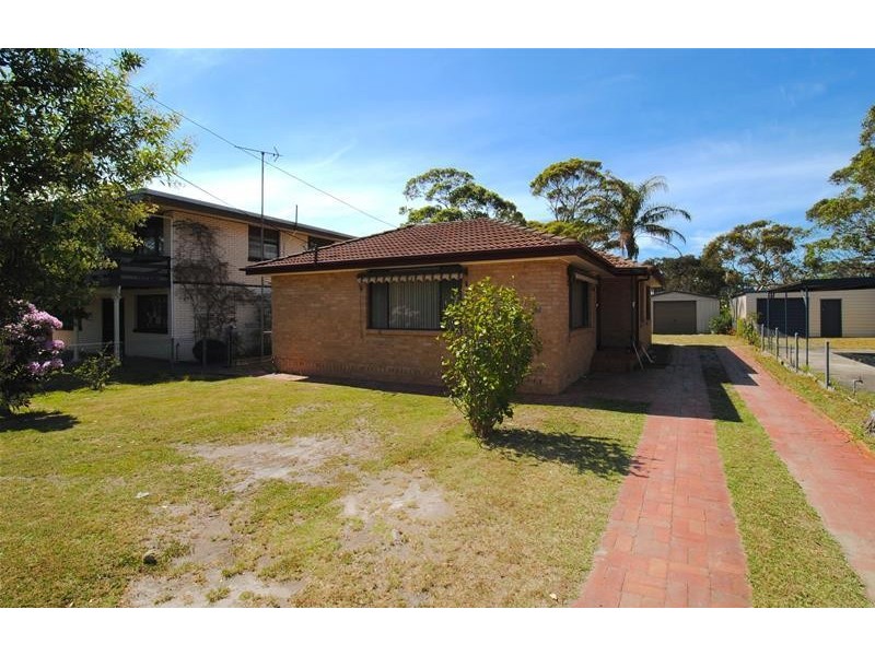 61 Queen Mary Street, Callala Beach NSW 2540
