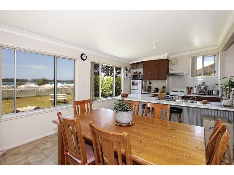 59 Adelaide Street, Greenwell Point NSW 2540