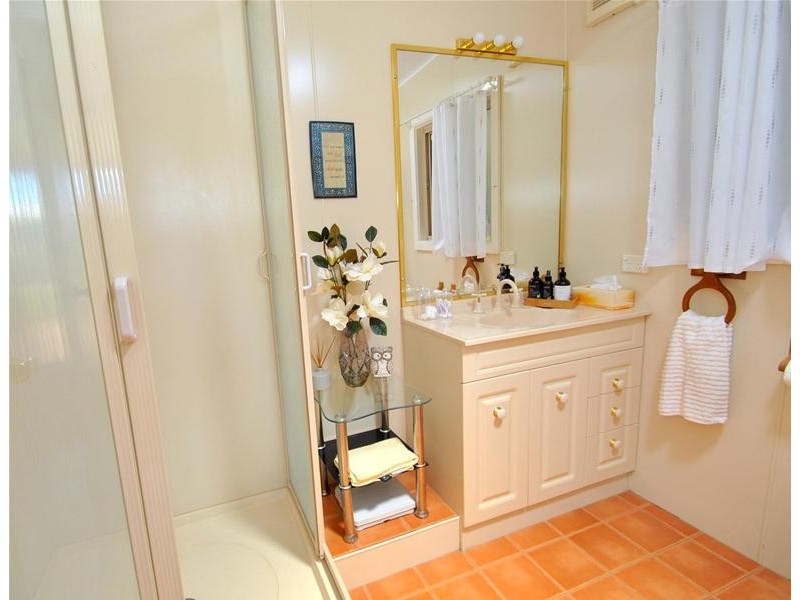 31 Crookhaven Drive, Greenwell Point NSW 2540