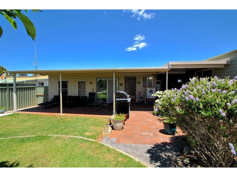 31 Crookhaven Drive, Greenwell Point NSW 2540