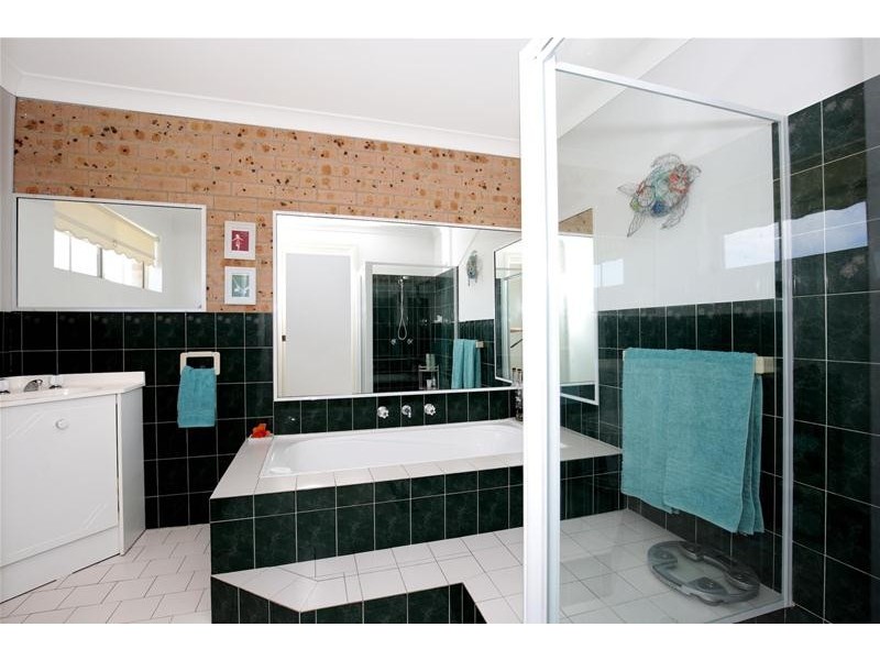 1/3 Penguins Head Road, Culburra Beach NSW 2540