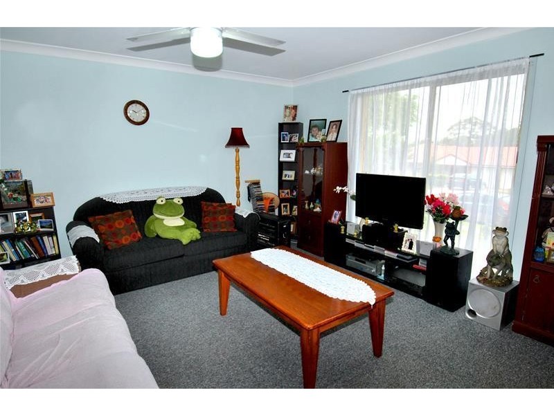 1/3 Harbour Boulevard, Bomaderry NSW 2541